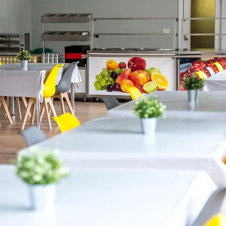 Albergue Residencia Hospital Del Rey