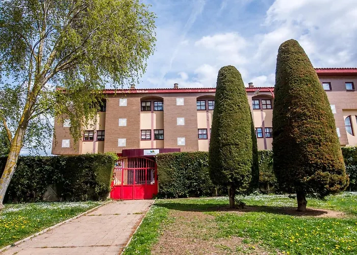 Residencia Hospital Del Rey Hostel *